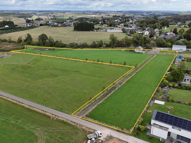 Terrain agricole de 2 ha avec hangar et étang à Ebly