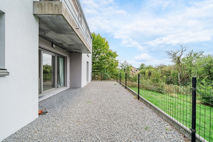 Un appartement récent 2ch avec terrasse de 38m2 et jardin